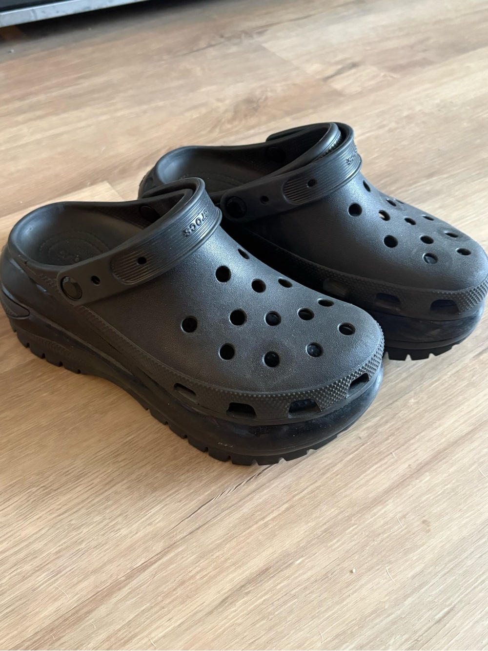 Platform Crocs